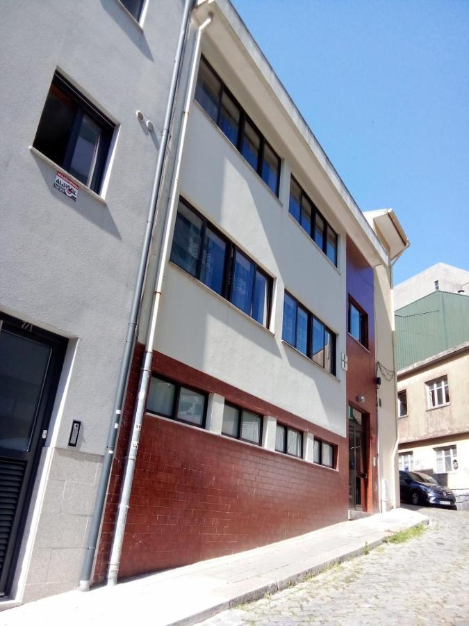 City Drops Hostel Aliados Private Room Porto Luaran gambar