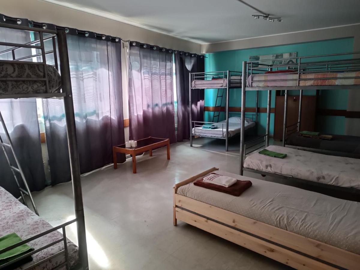 City Drops Hostel Aliados Private Room Porto Luaran gambar
