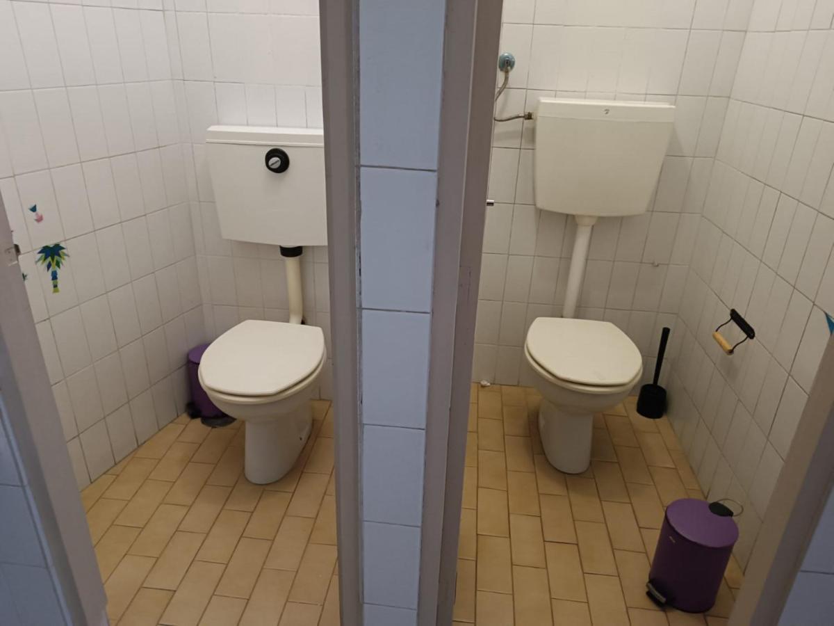 City Drops Hostel Aliados Private Room Porto Luaran gambar
